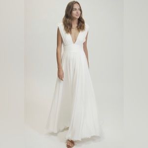 Donatelle Godart “Around Her” Wedding Gown